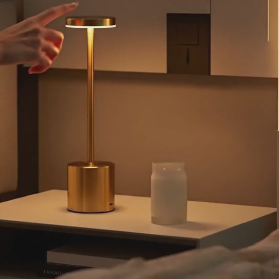 Atelier™ Rechargeable Metal Table Lamp